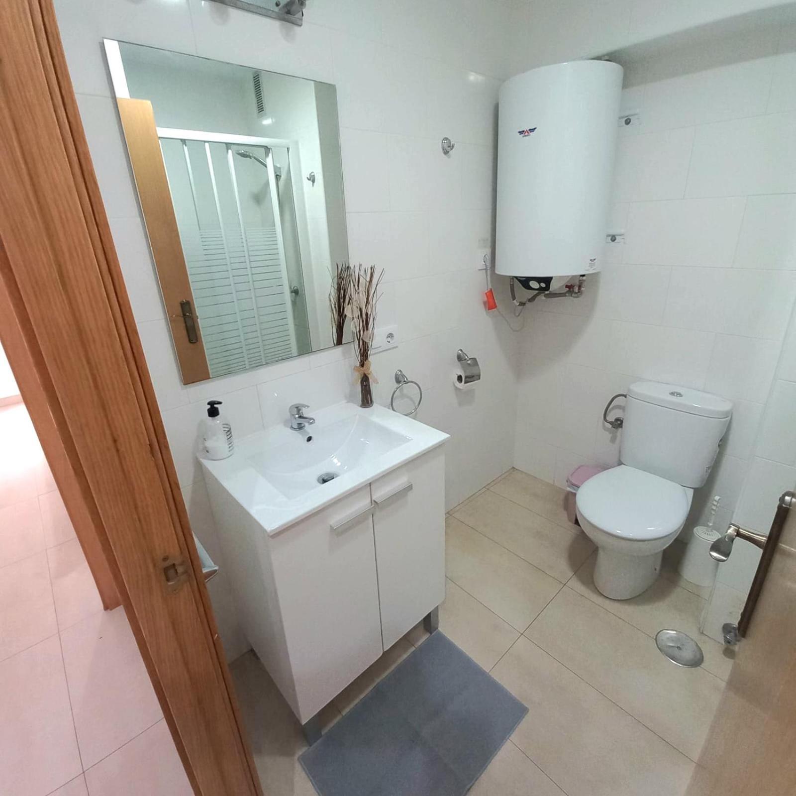 Apartamento Vacacional Costa Del Sol 贝纳尔马德纳 外观 照片